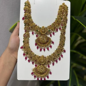 Big Necklace + Small Necklace + Earring + Hipware